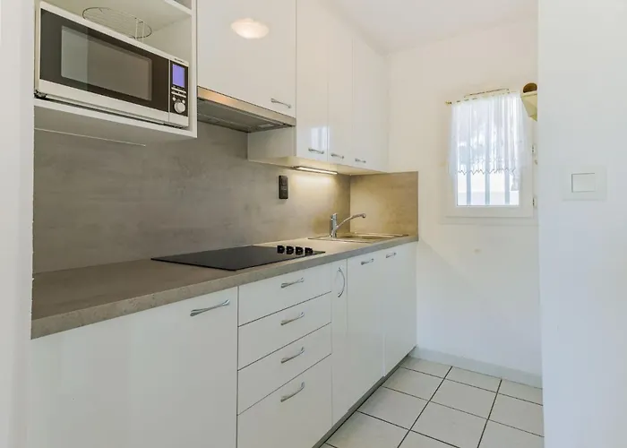 La Belle Creole By Interhome *